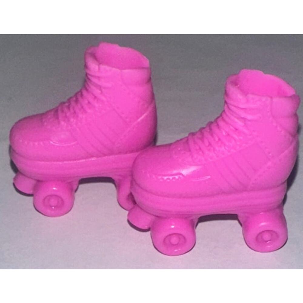Mattel Barbie Doll Roller Skates Pink Lace-Up Fashion Accessory